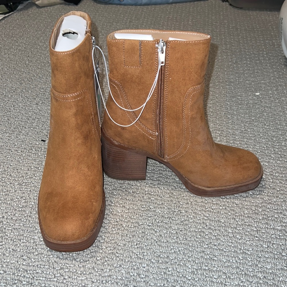Tan Suede Chunky Heel boots- Western boot(ish)- Size 8.5- Never worn